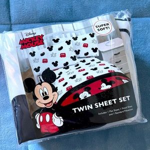 Disney Mickey Mouse twin sheet set new in packaging